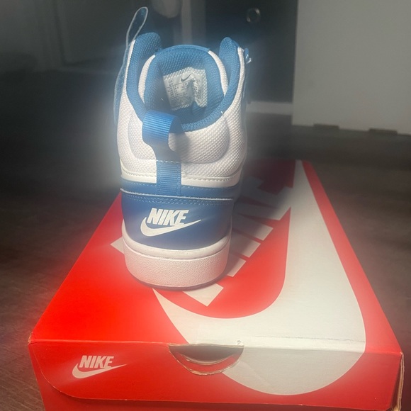 Nike Court Borough Mid 2 - Picture 4 of 5